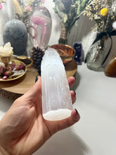 Load image into Gallery viewer, Selenite Large Tower
