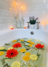 Load image into Gallery viewer, Refresh Your Aura Bath Ritual
