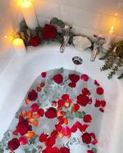 Load image into Gallery viewer, Strawberry Full Moon Bath Ritual
